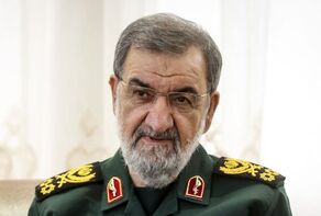 پیام محسن رضایی به آمریکا؛ امپراتور روم در برابر شاپور اول زانو زد